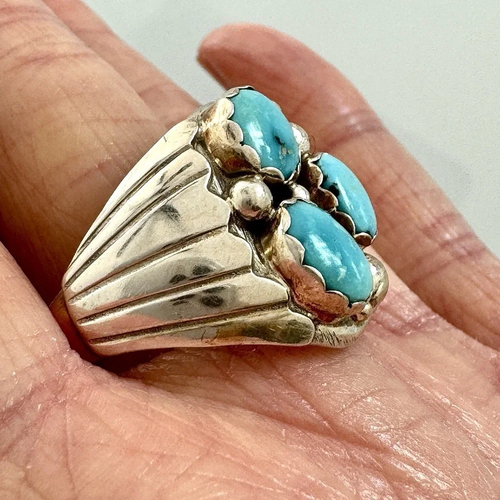 Navajo Three Stone Turquoise Ring Sz 13.5 Signed Spencer Fans 22mm Band Mens